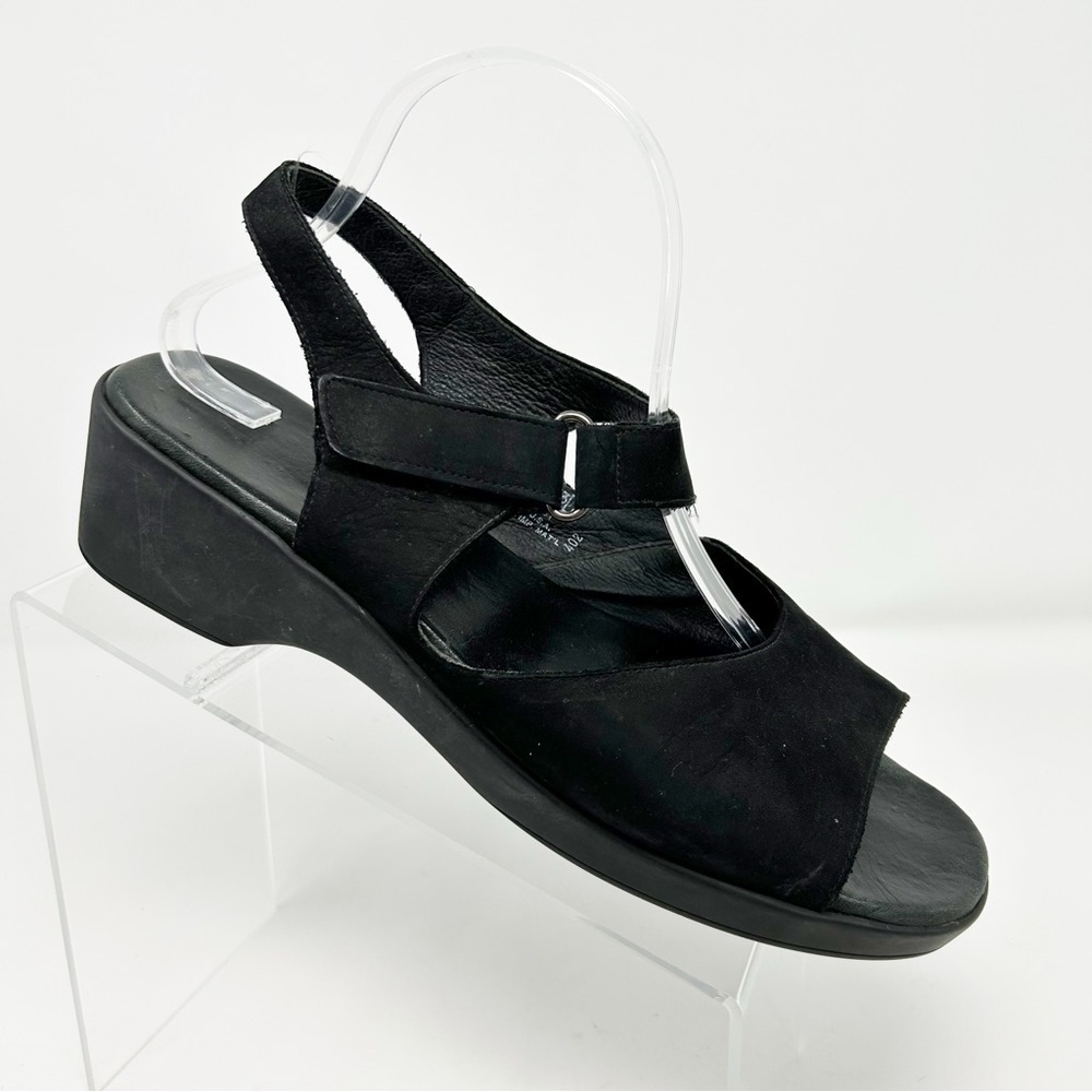 Munro American Black Leather Thick Strappy Slingback Heeled Sandals Size 11